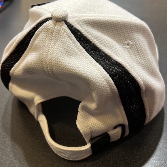 - Mercedes Benz Robert Wickens  Signed Baseball cap - Picture 2 of 4